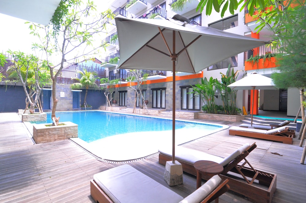 Hardys Rofa Hotel And Spa Legian by Airy Rooms