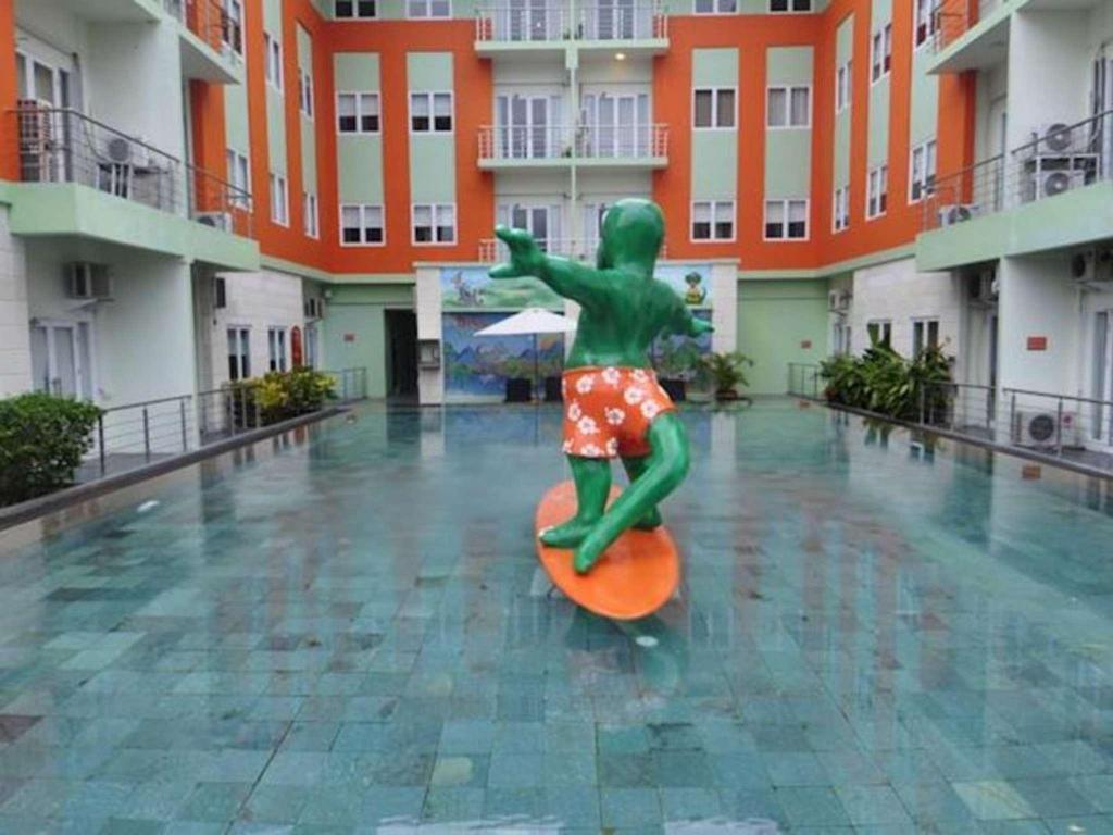 HARRIS Hotel & Residence Riverview Kuta Bali