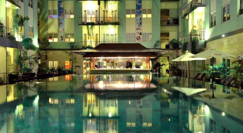 HARRIS Hotel & Residence Riverview Kuta Bali