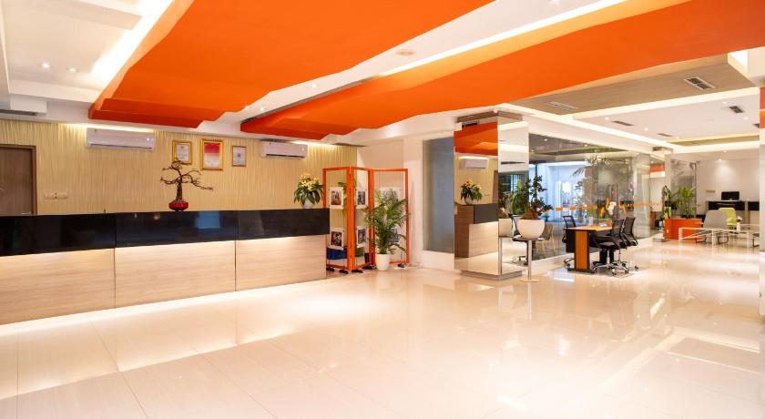 HARRIS Hotel & Residence Riverview Kuta Bali