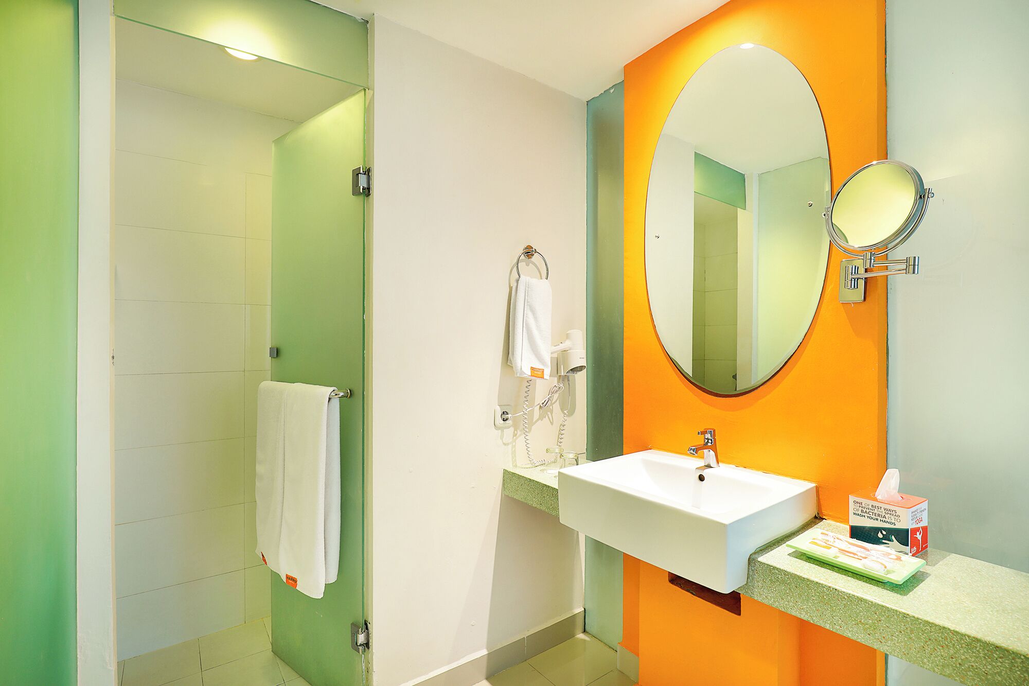 HARRIS Hotel & Residence Riverview Kuta Bali