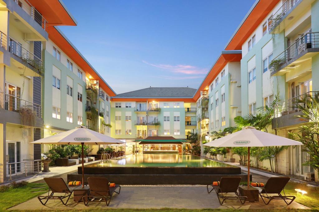 HARRIS Hotel & Residence Riverview Kuta Bali