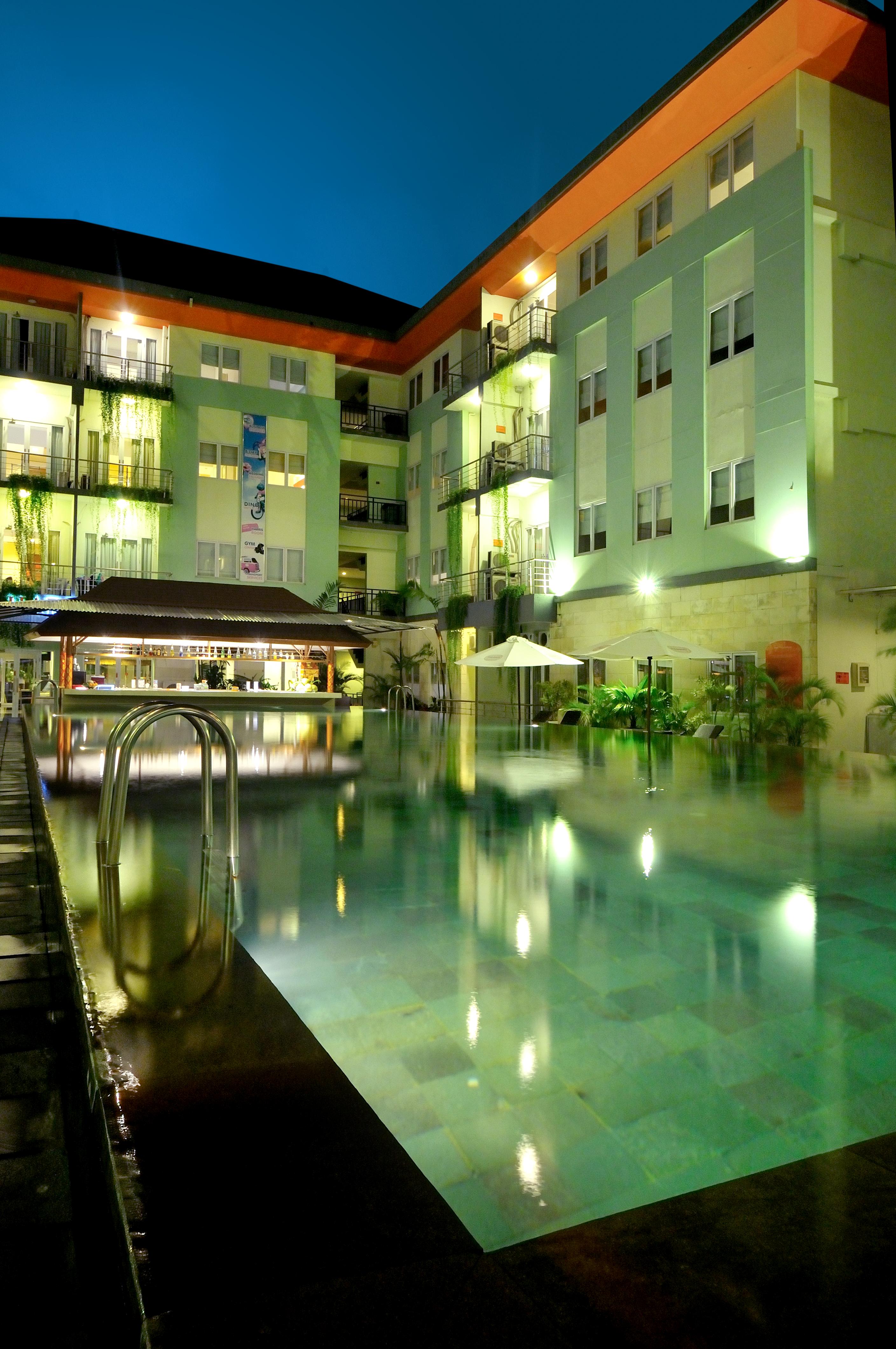 HARRIS Hotel & Residence Riverview Kuta Bali