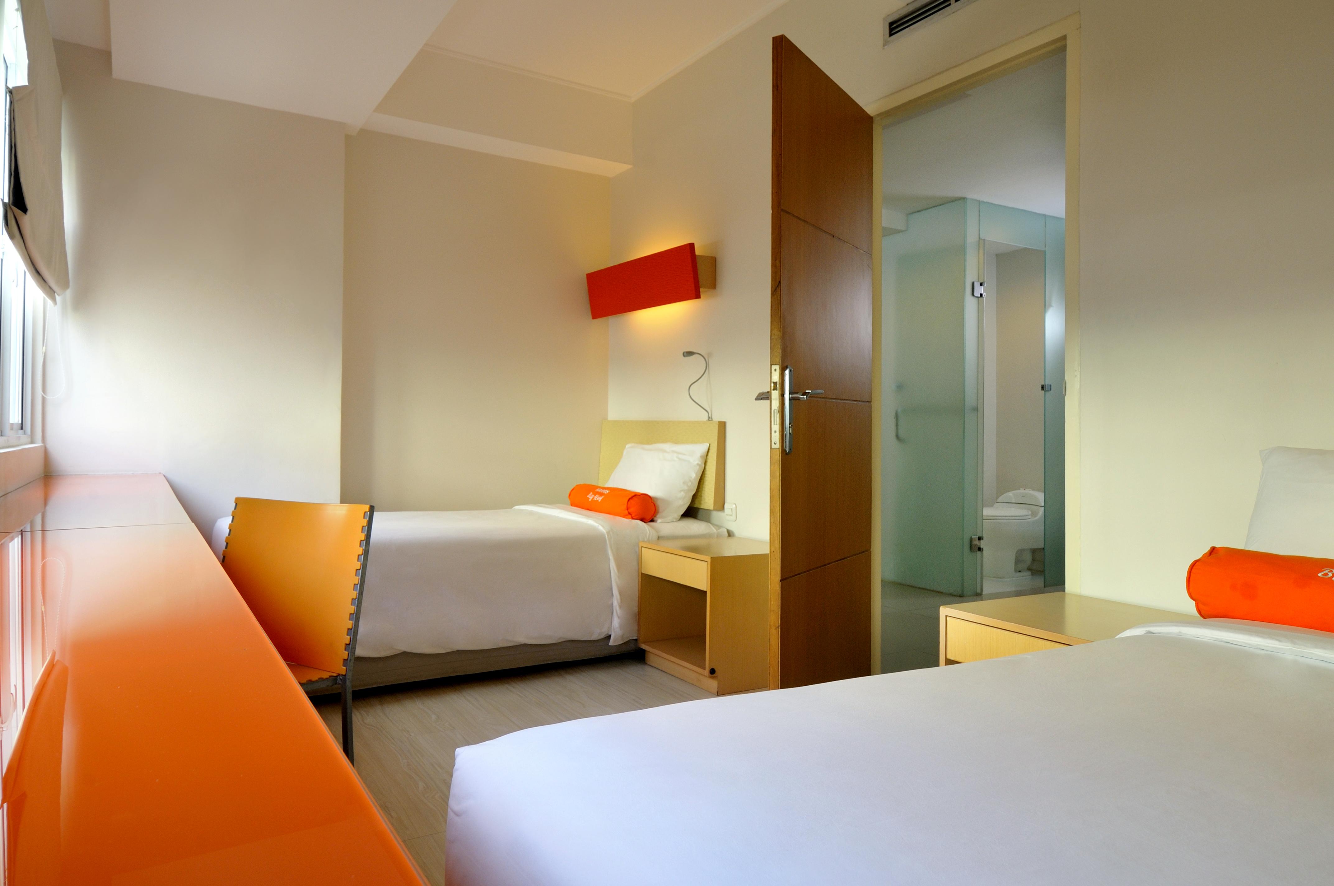 HARRIS Hotel & Residence Riverview Kuta Bali
