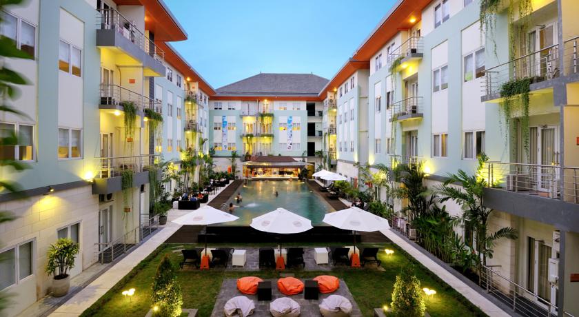 HARRIS Hotel & Residence Riverview Kuta Bali