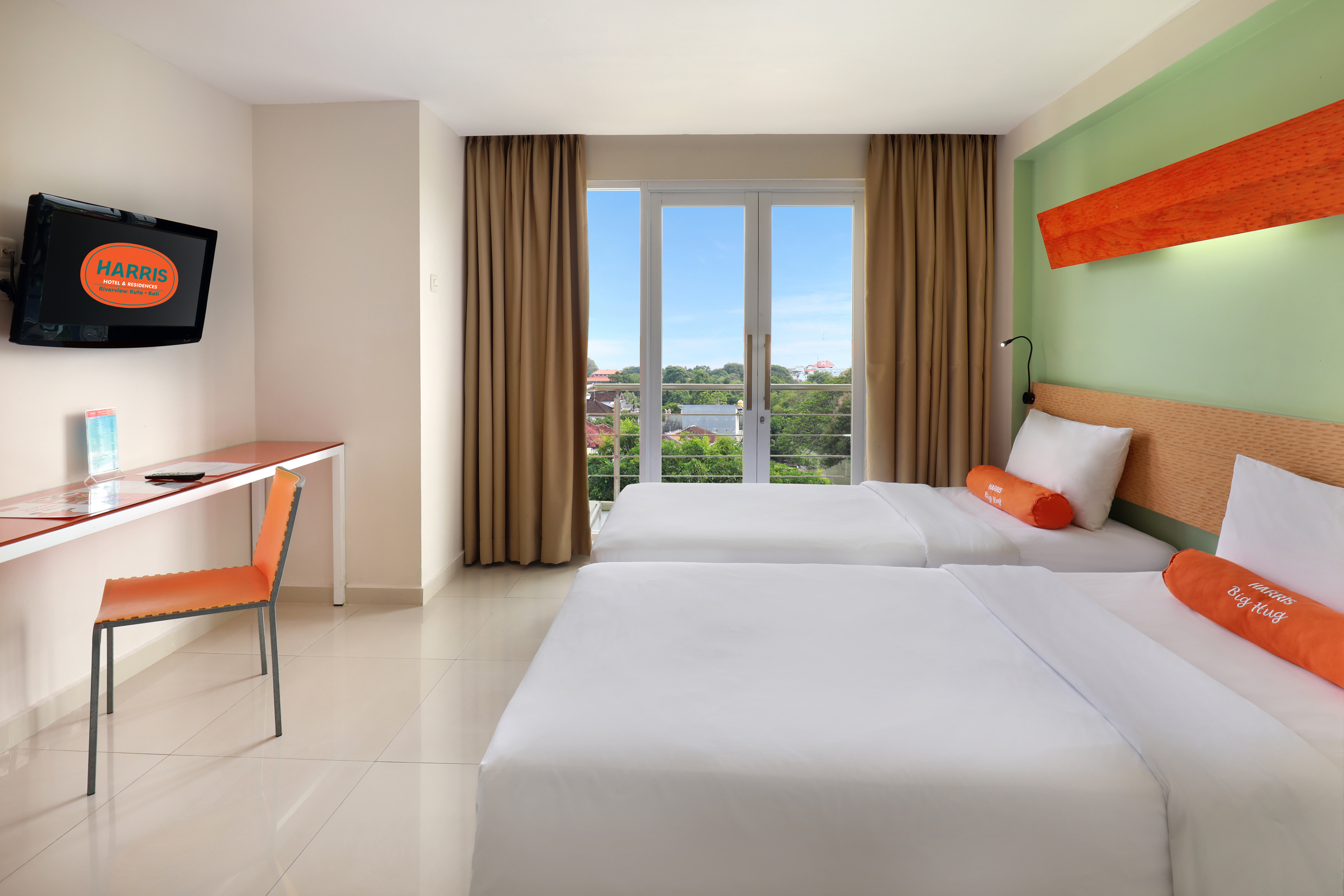 HARRIS Hotel & Residence Riverview Kuta Bali