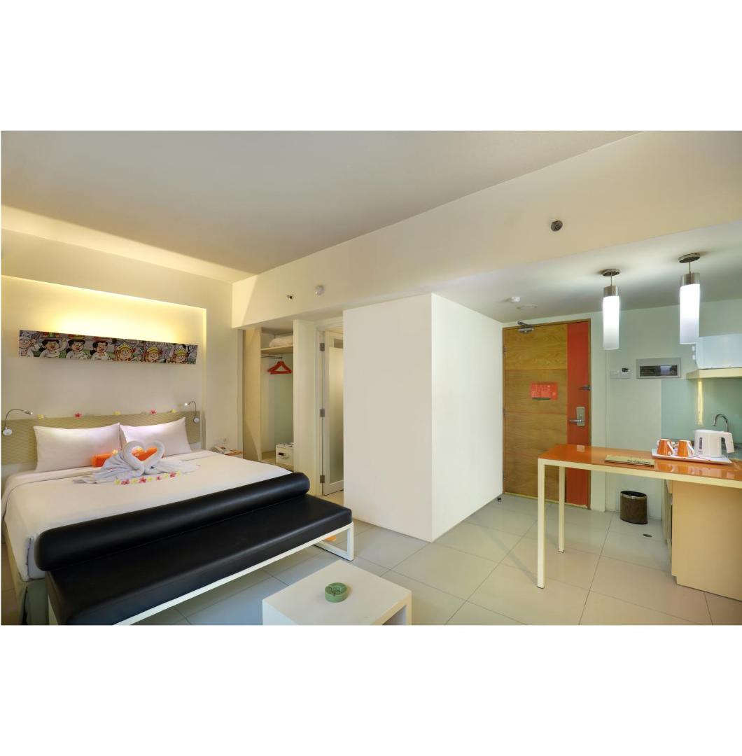 Harris Hotel & Residences Sunset Road