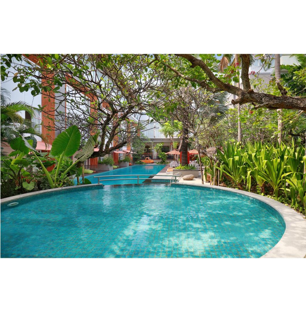 Harris Hotel & Residences Sunset Road