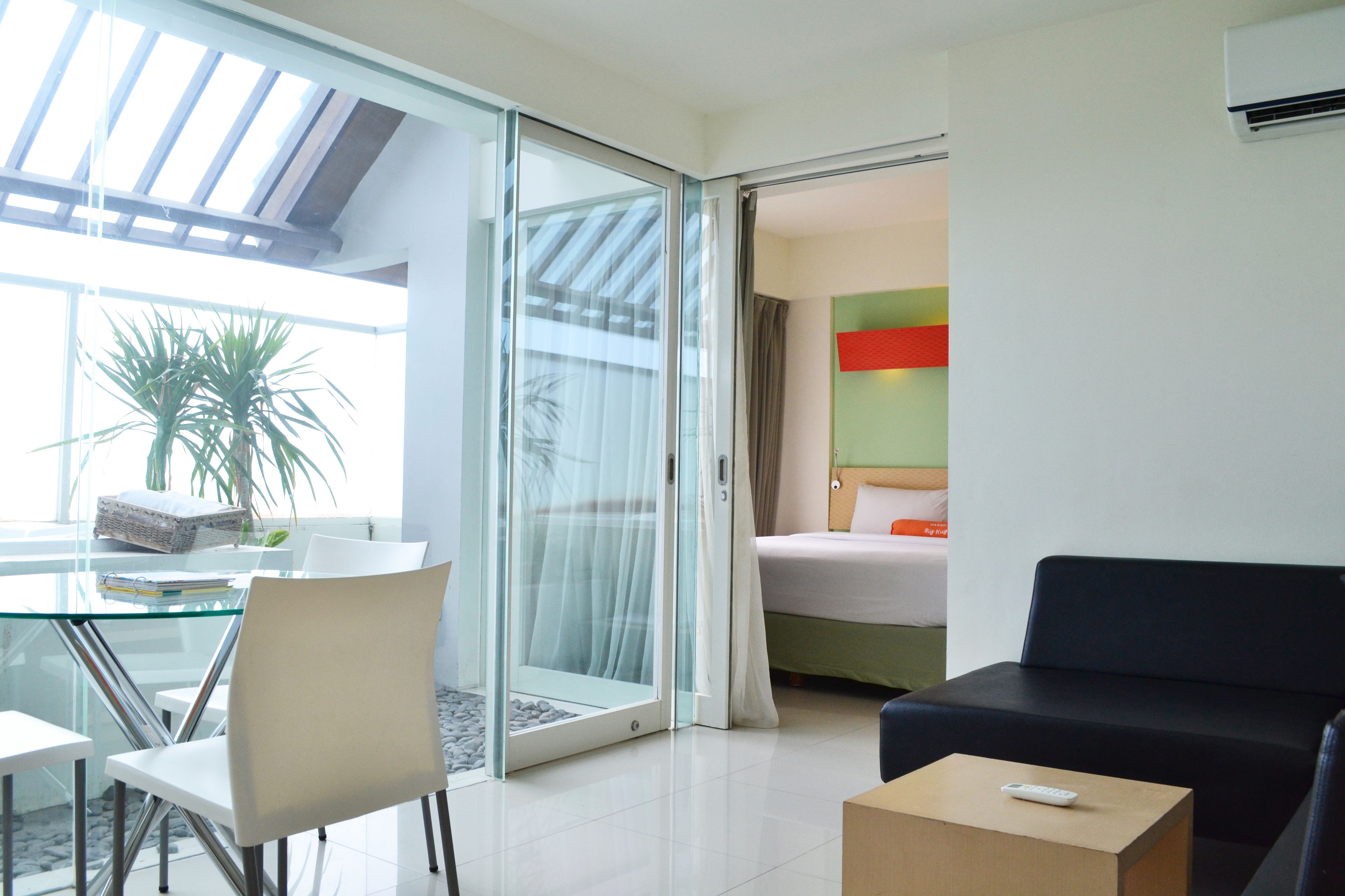 Harris Hotel & Residences Sunset Road