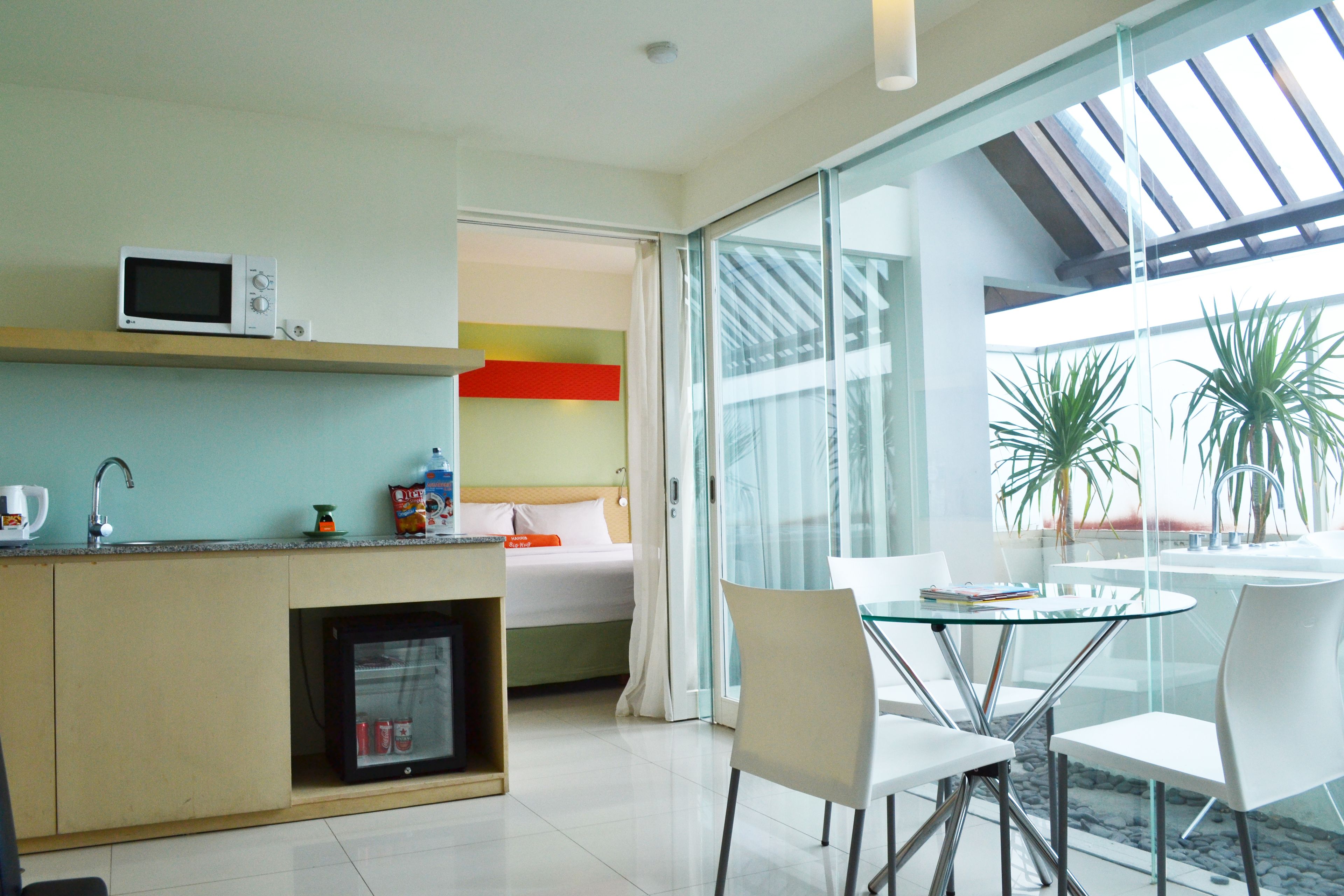 Harris Hotel & Residences Sunset Road