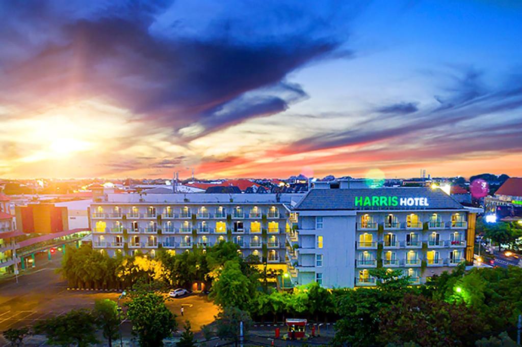 Harris Hotel Kuta Galeria