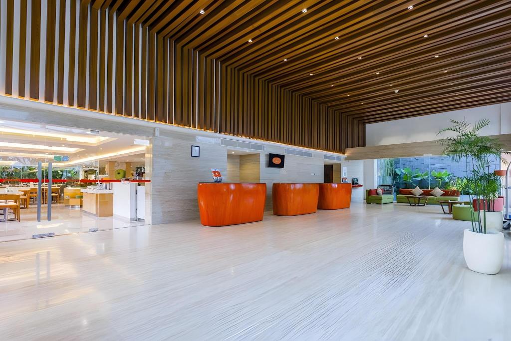 Harris Hotel Kuta Galeria