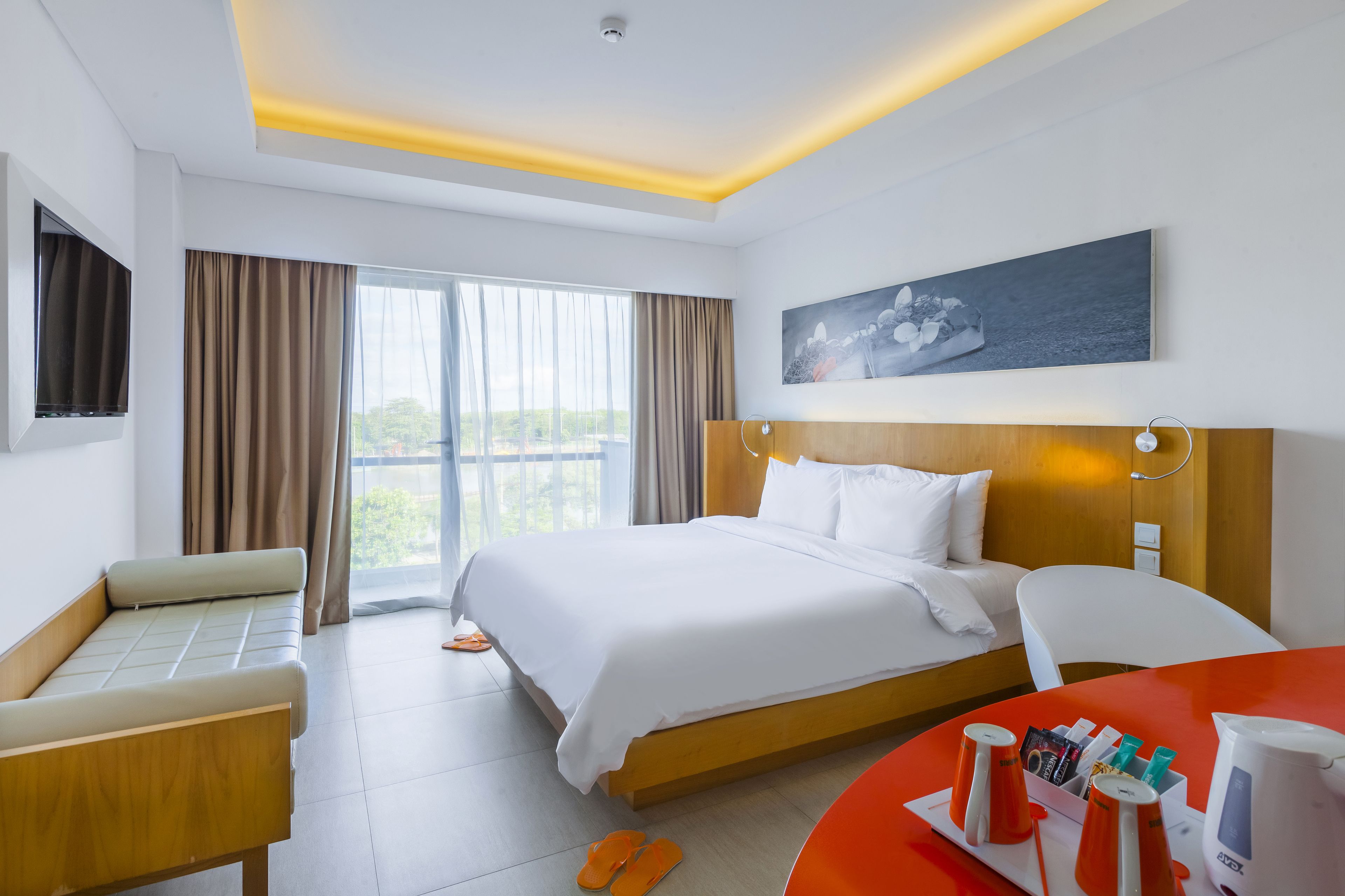 Harris Hotel Kuta Galeria