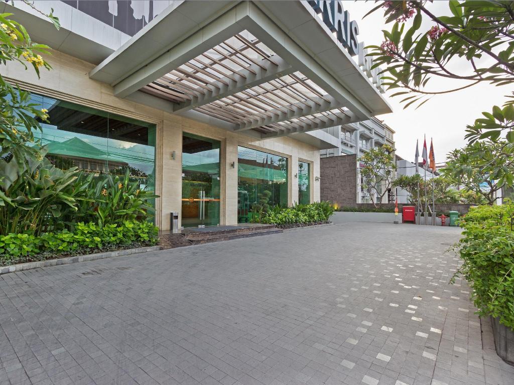 Harris Hotel Kuta Galeria