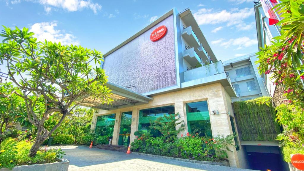 Harris Hotel Kuta Galeria