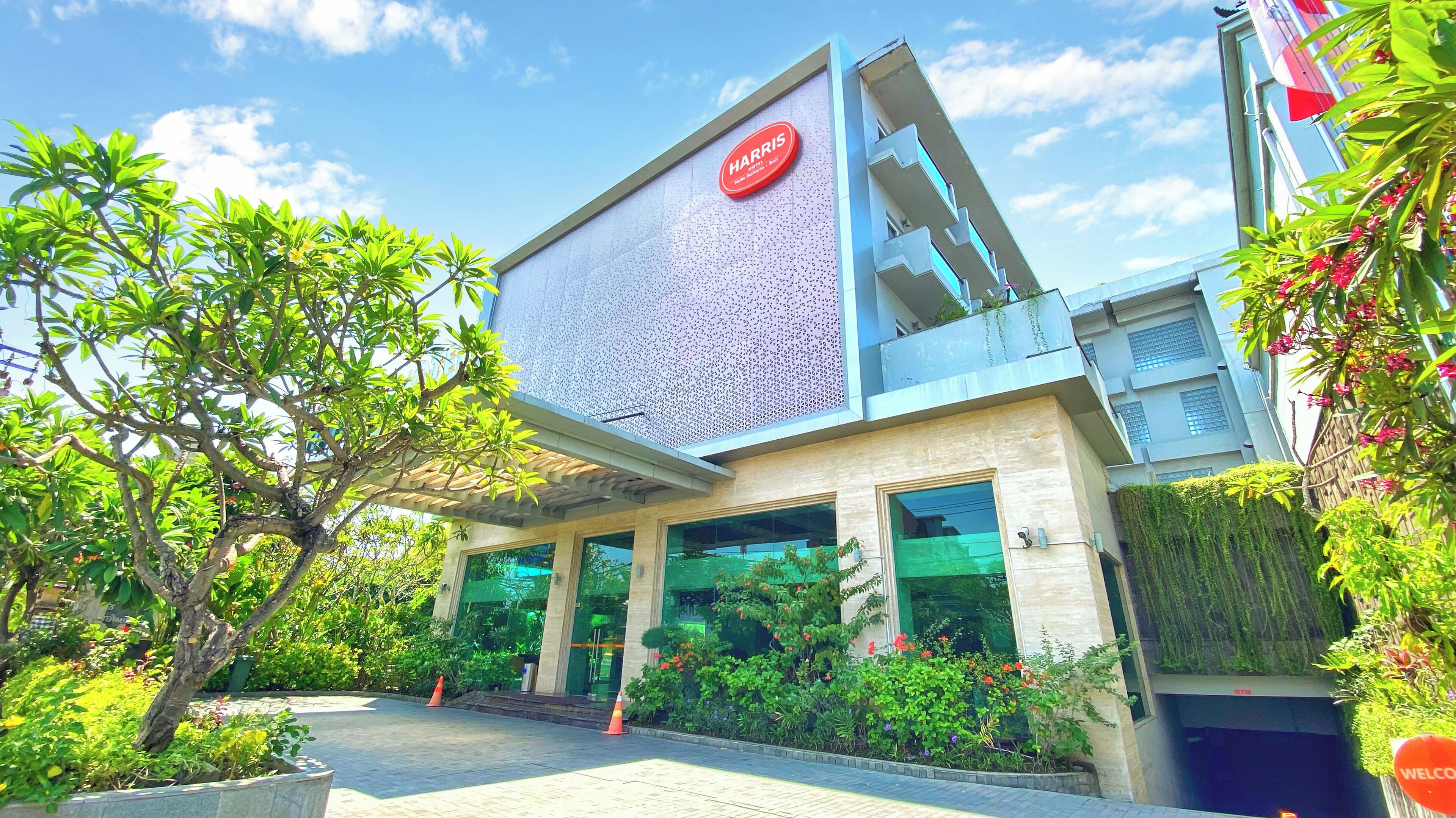 Harris Hotel Kuta Galeria