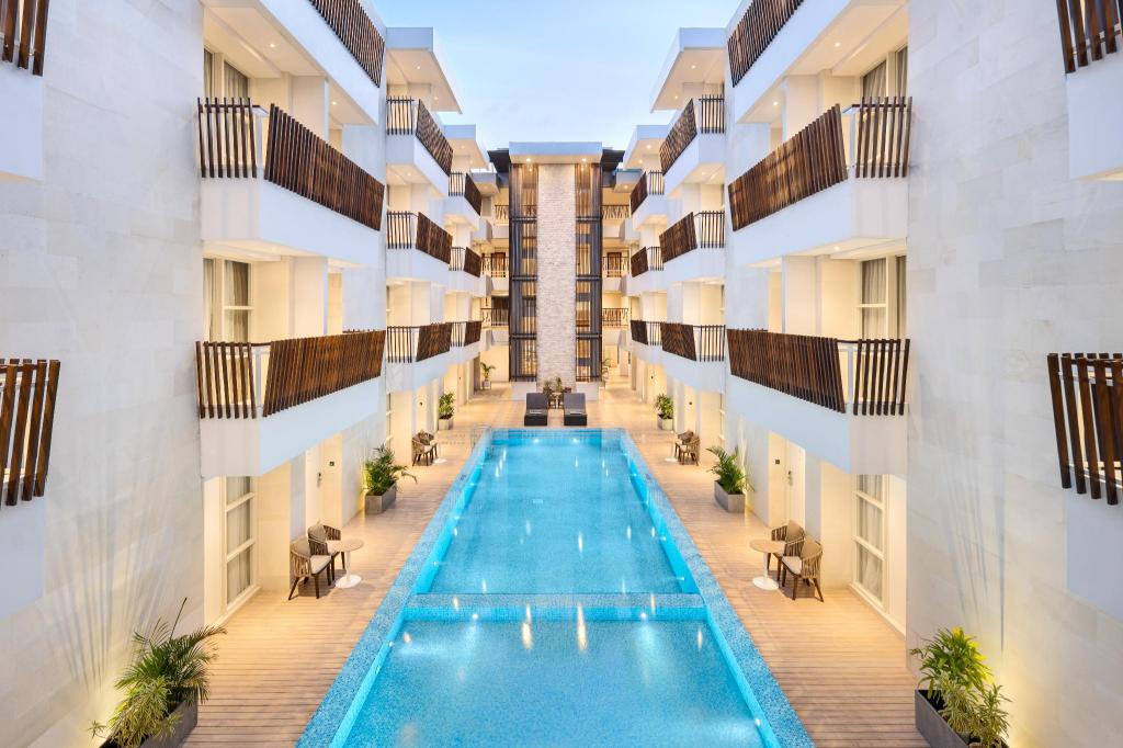 Holiday Inn Express Bali Sunset Road