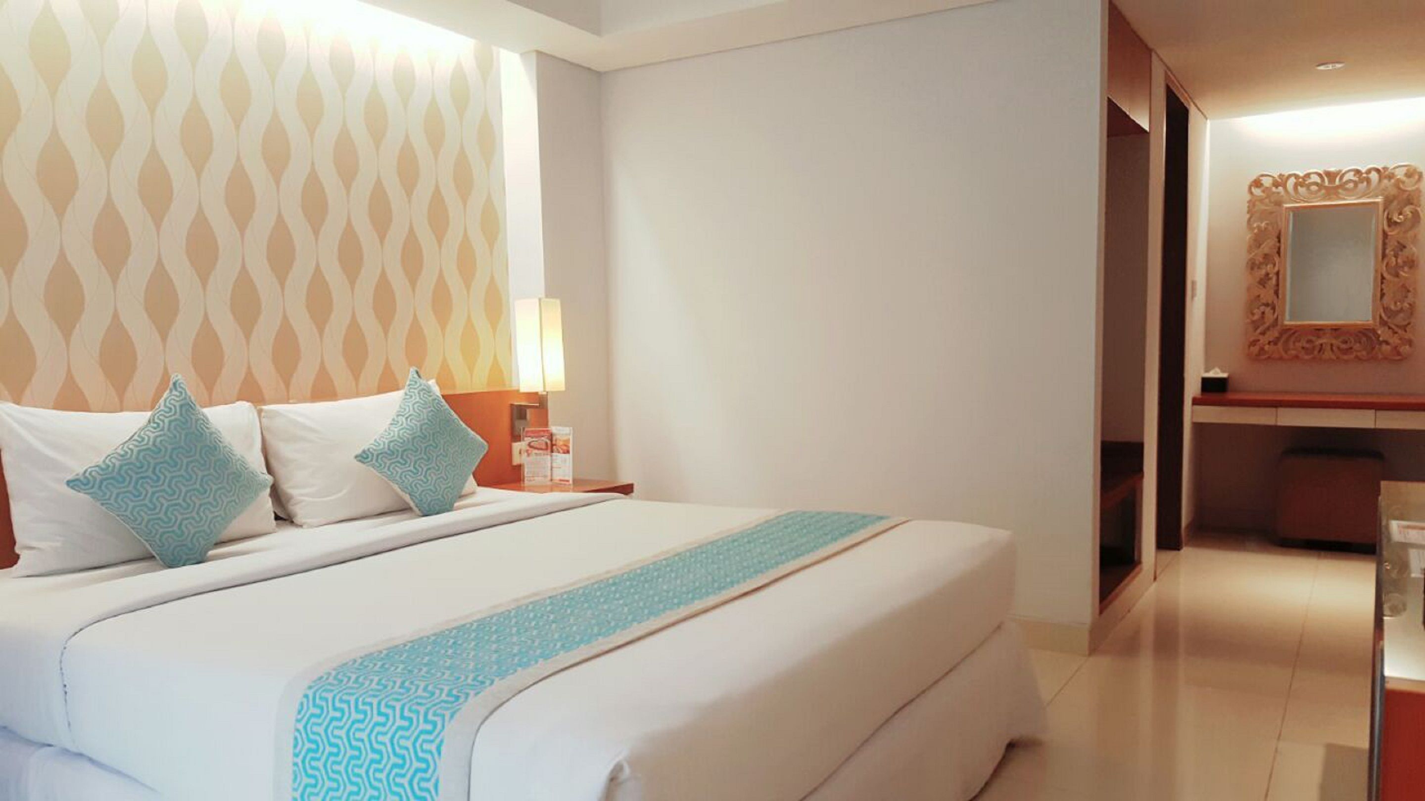 Holiday Inn Express Bali Sunset Road