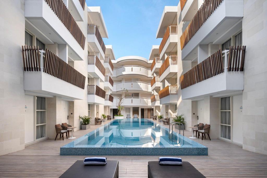 Holiday Inn Express Bali Sunset Road