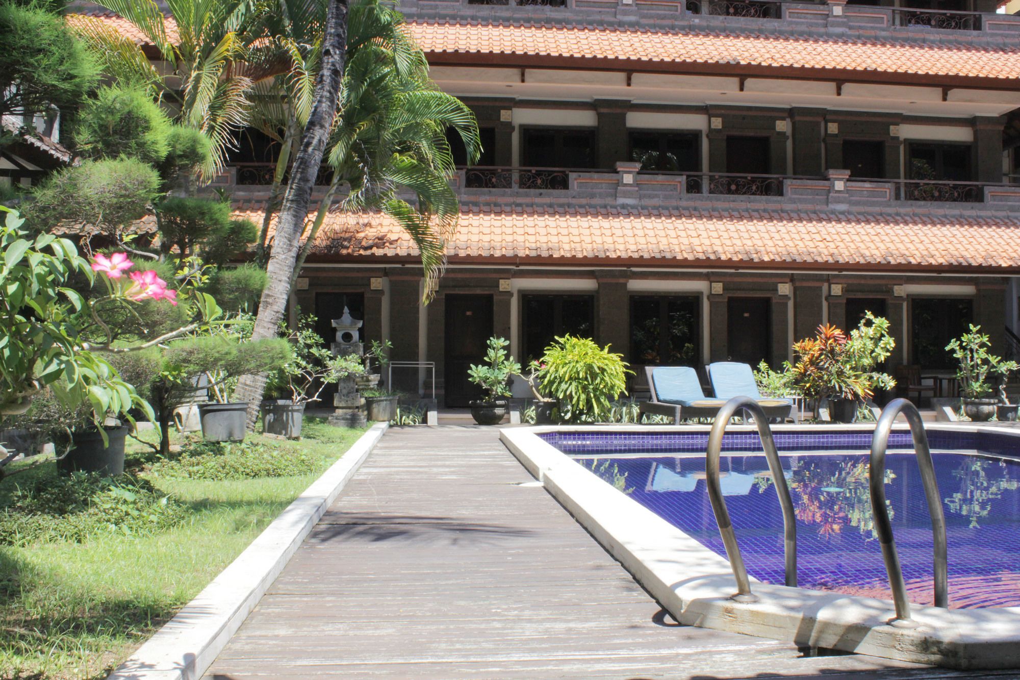 Hotel Puri Tanah Lot