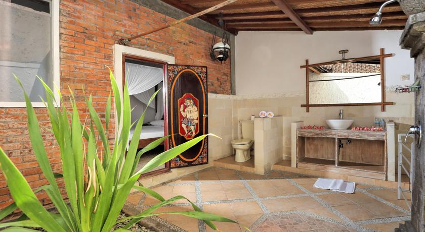 Ida Hotel