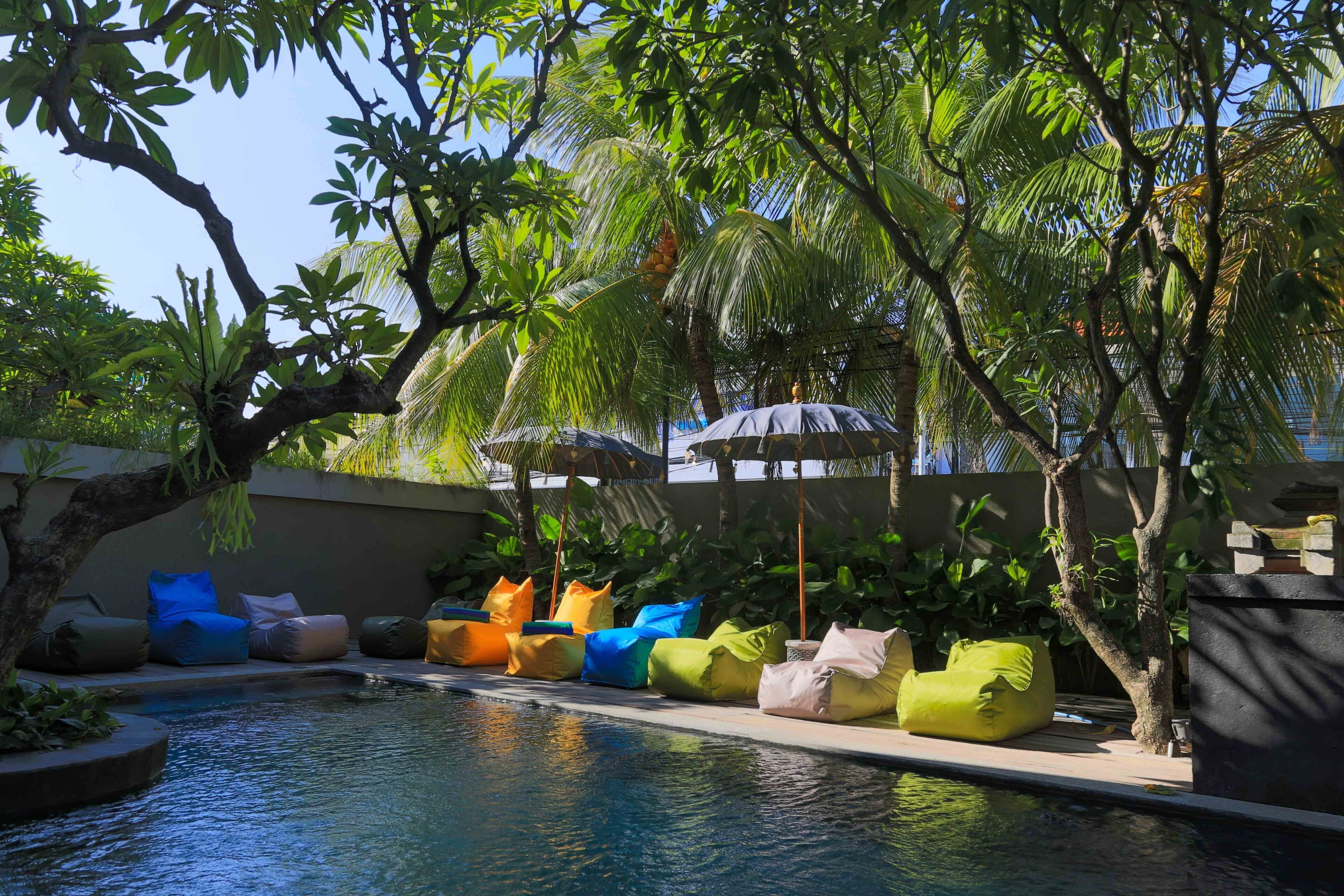 Interconnection Kuta Hostel