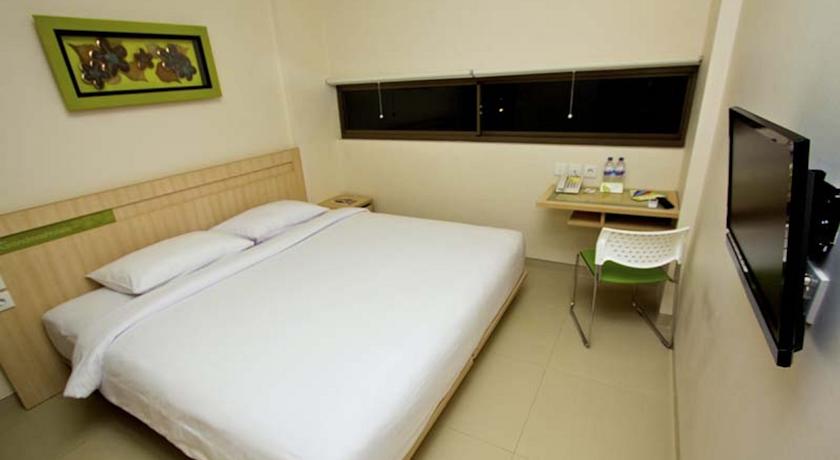 J Hotel Kuta