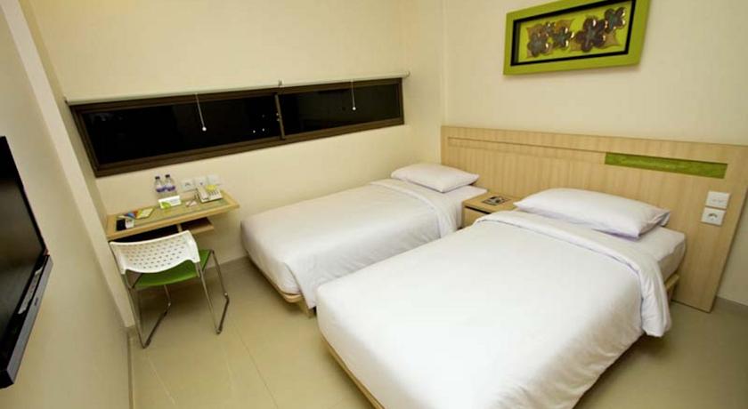 J Hotel Kuta