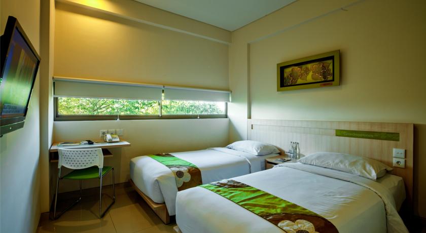 J Hotel Kuta