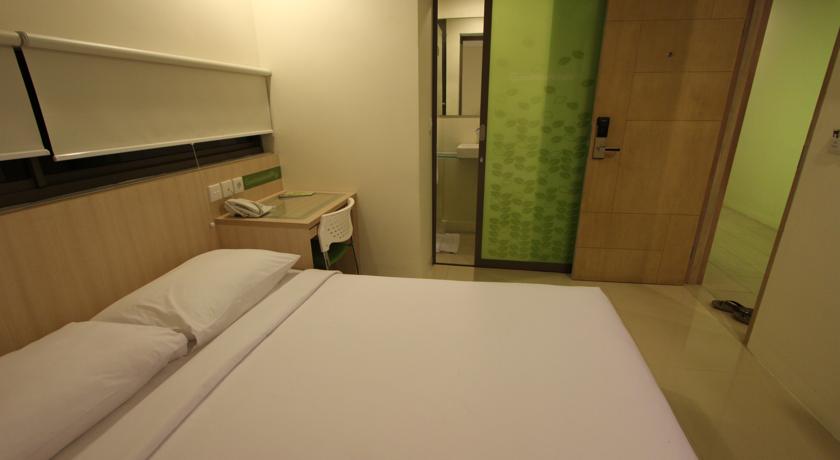 J Hotel Kuta