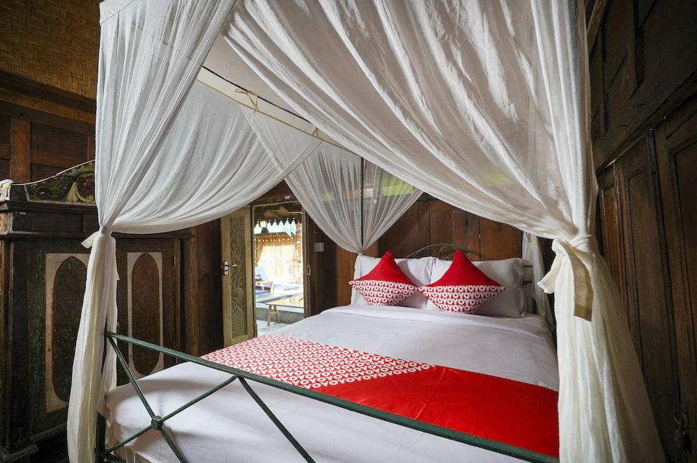 Kayu Beach Villa by OYO Rooms