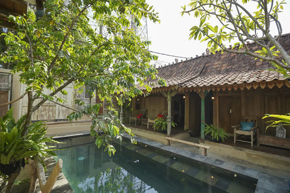 Kayu Beach Villa by OYO Rooms