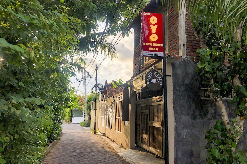 Kayu Beach Villa by OYO Rooms