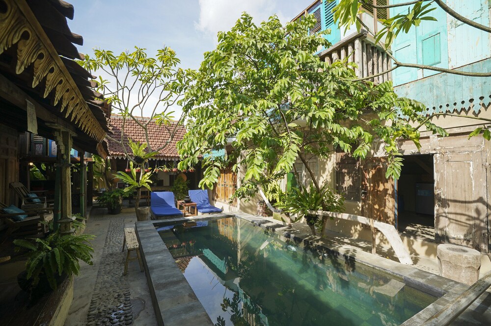 Kayu Beach Villa by OYO Rooms