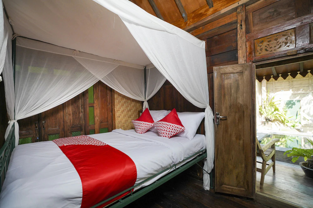 Kayu Beach Villa by OYO Rooms