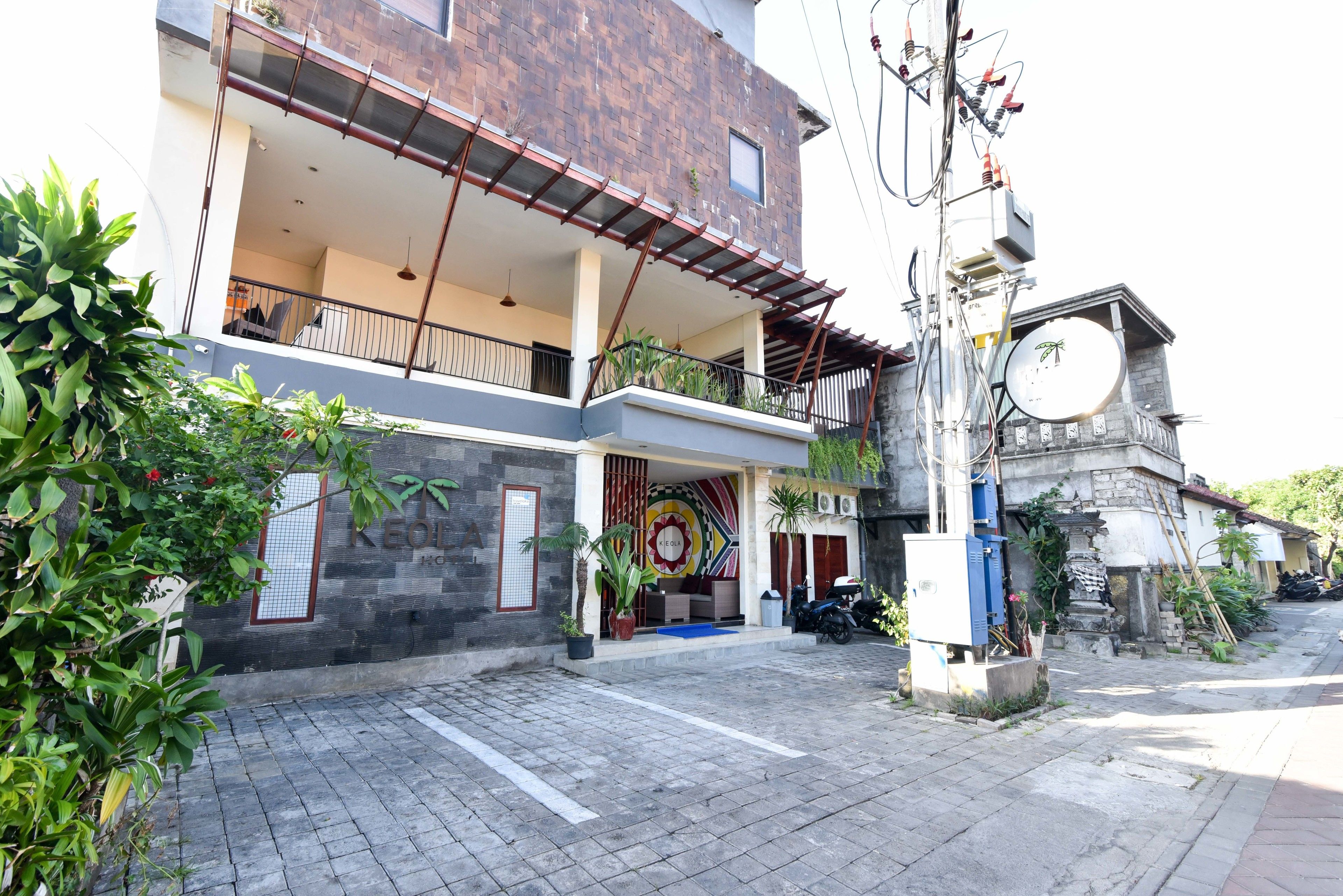 Keola Hotel Legian by RedDoorz