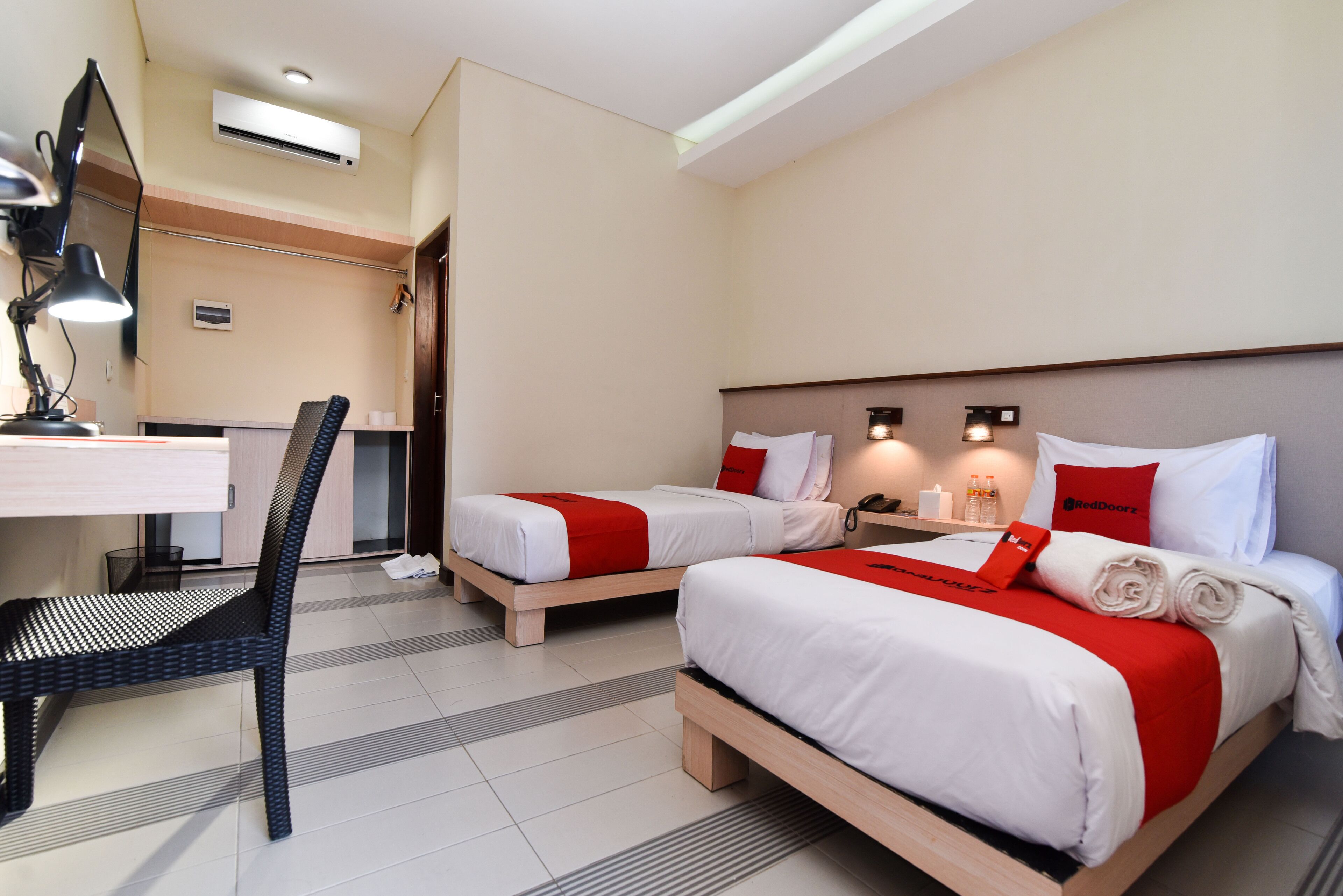 Keola Hotel Legian by RedDoorz