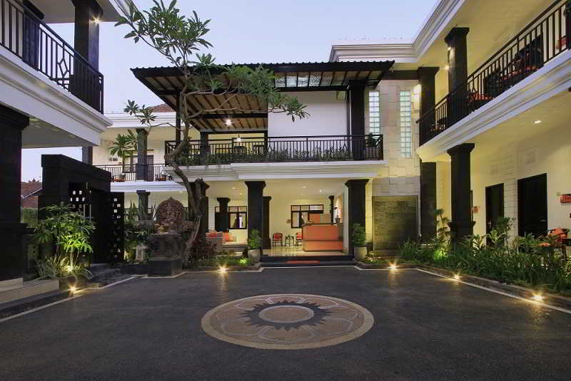 Kubu Anyar Hotel