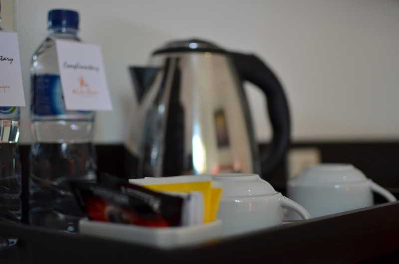 Kubu Anyar Hotel