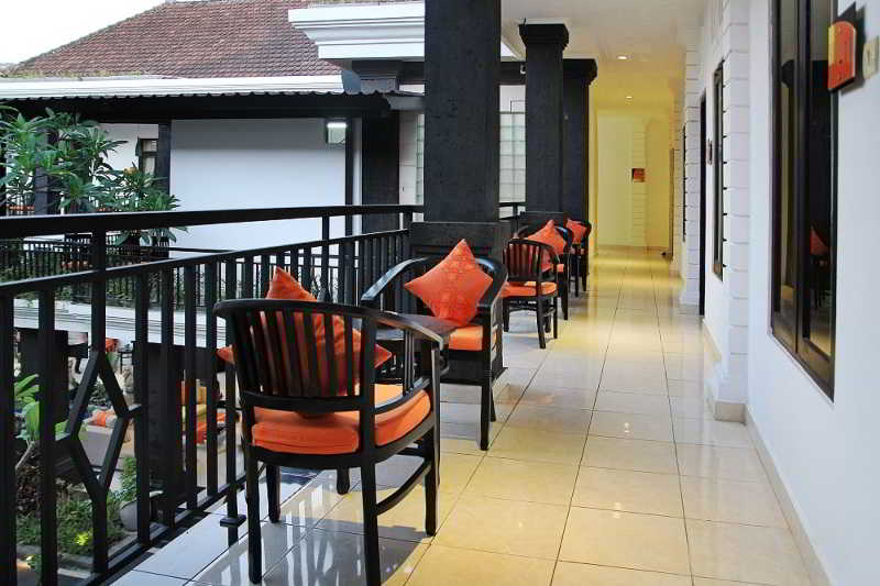Kubu Anyar Hotel