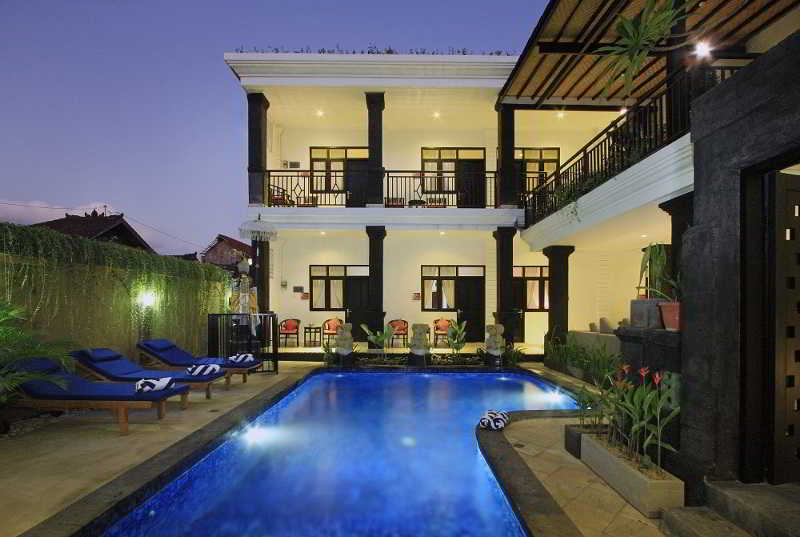 Kubu Anyar Hotel