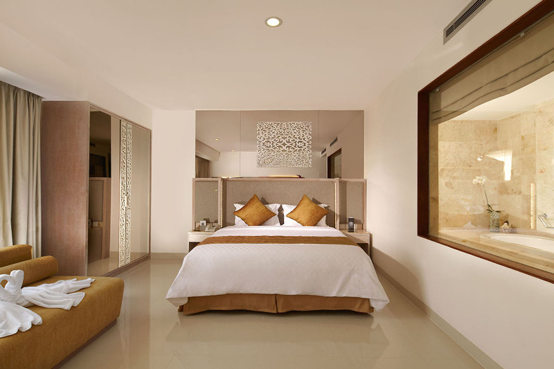 Kuta Angel Hotel Luxurious Living