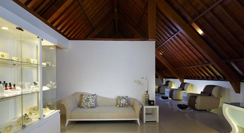 Kuta Angel Hotel Luxurious Living