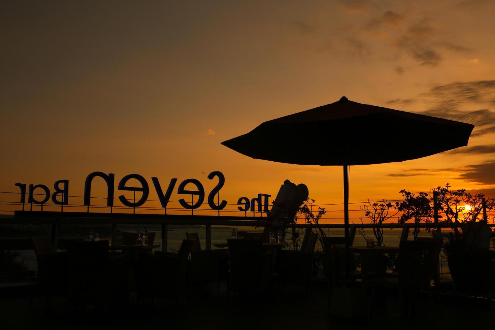 Kutabex Beach Front Hotel