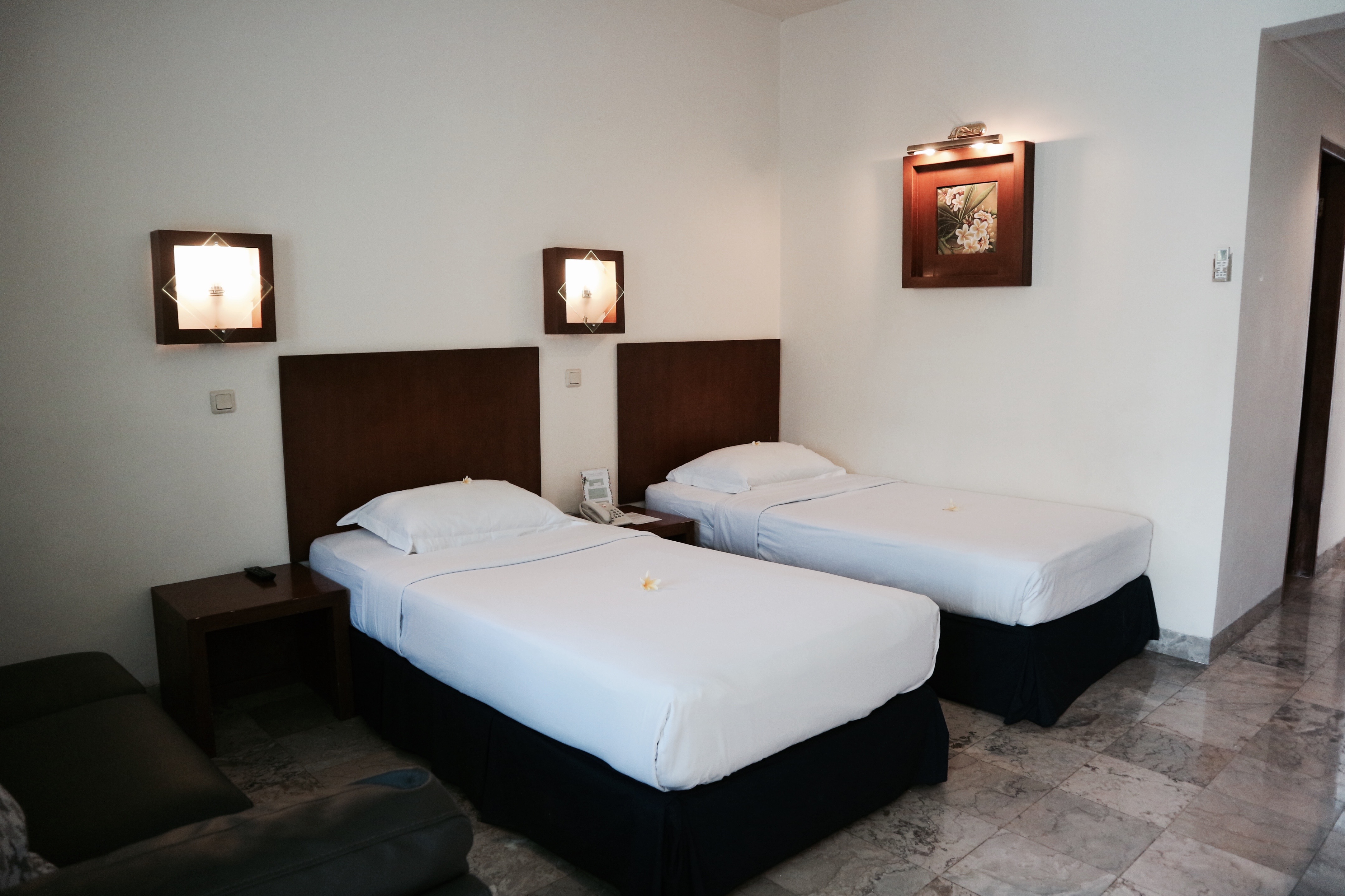 Kuta Lagoon Resort