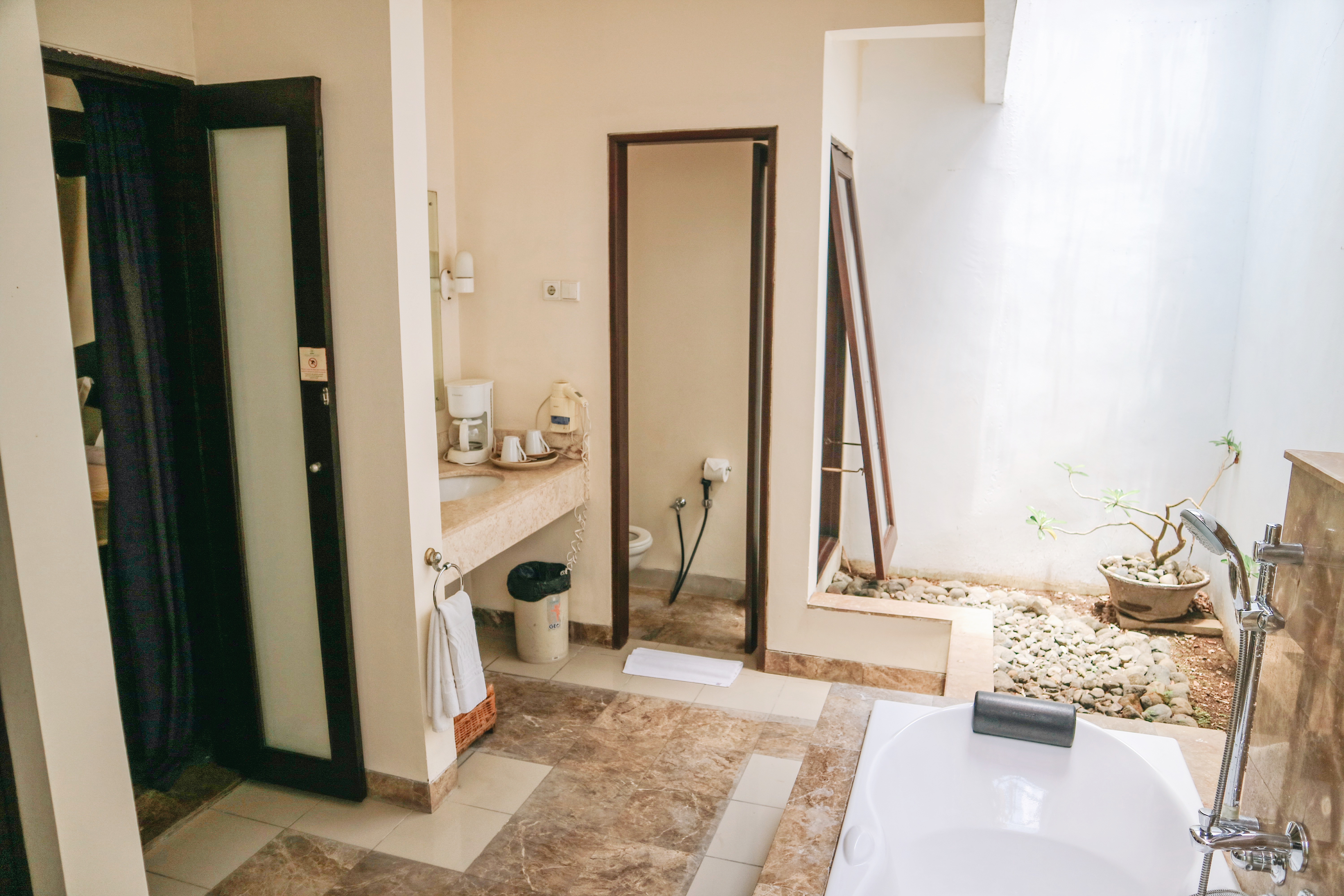 Kuta Lagoon Resort