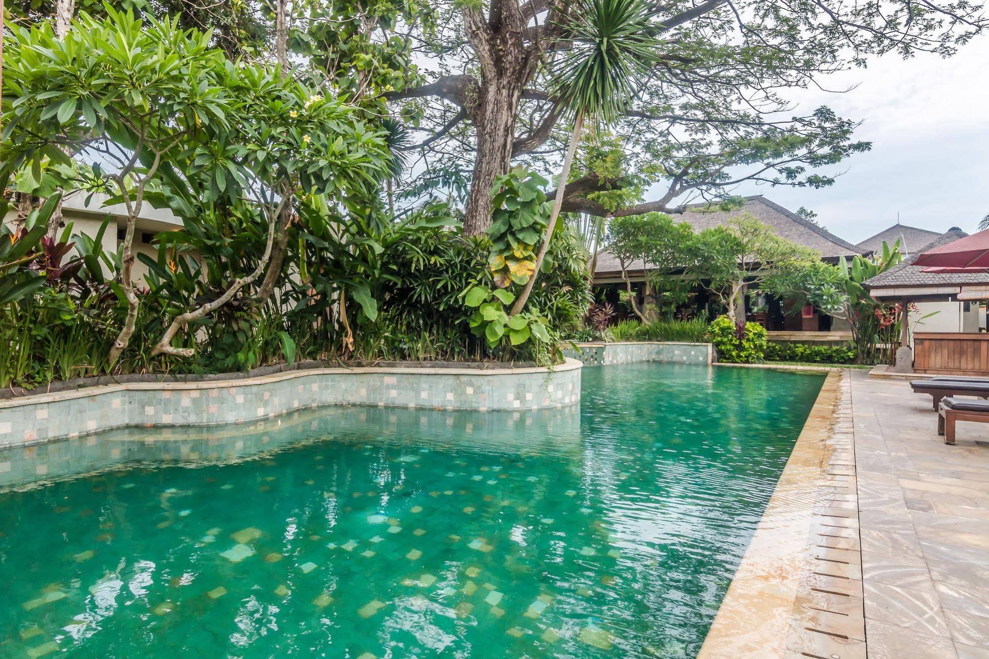 Kyriad Villa & Hotel Seminyak by ZEN Rooms