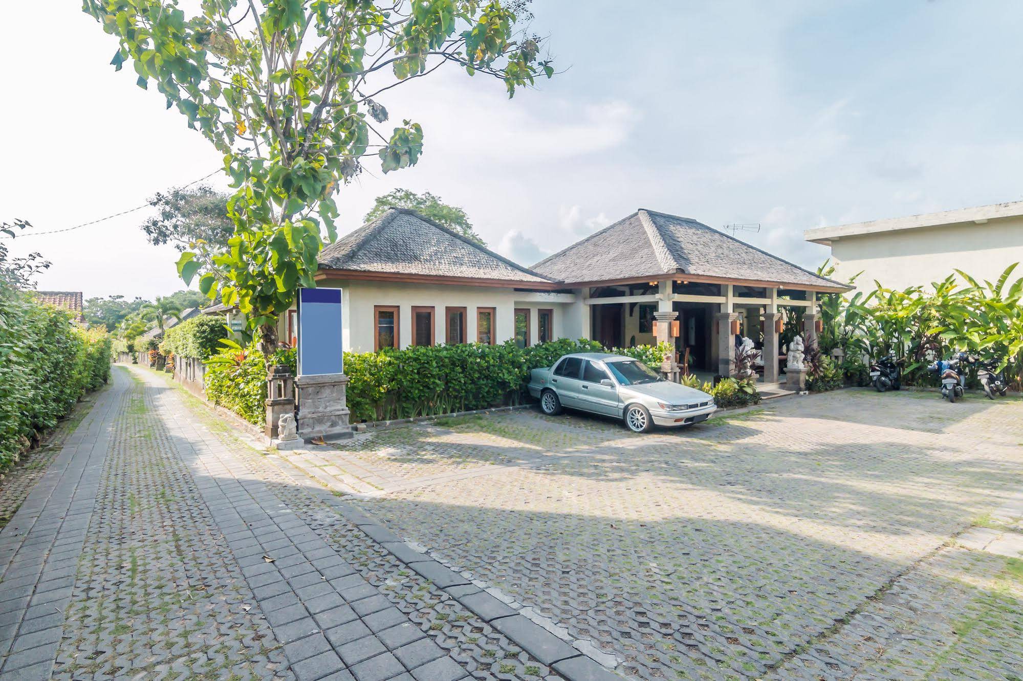 Kyriad Villa & Hotel Seminyak by ZEN Rooms