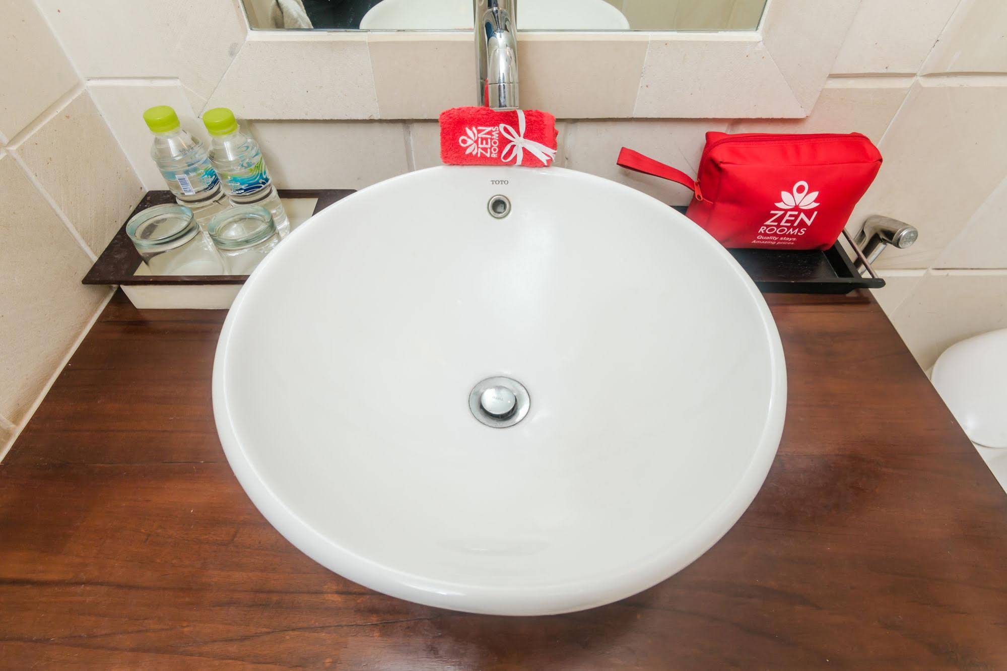 Kyriad Villa & Hotel Seminyak by ZEN Rooms