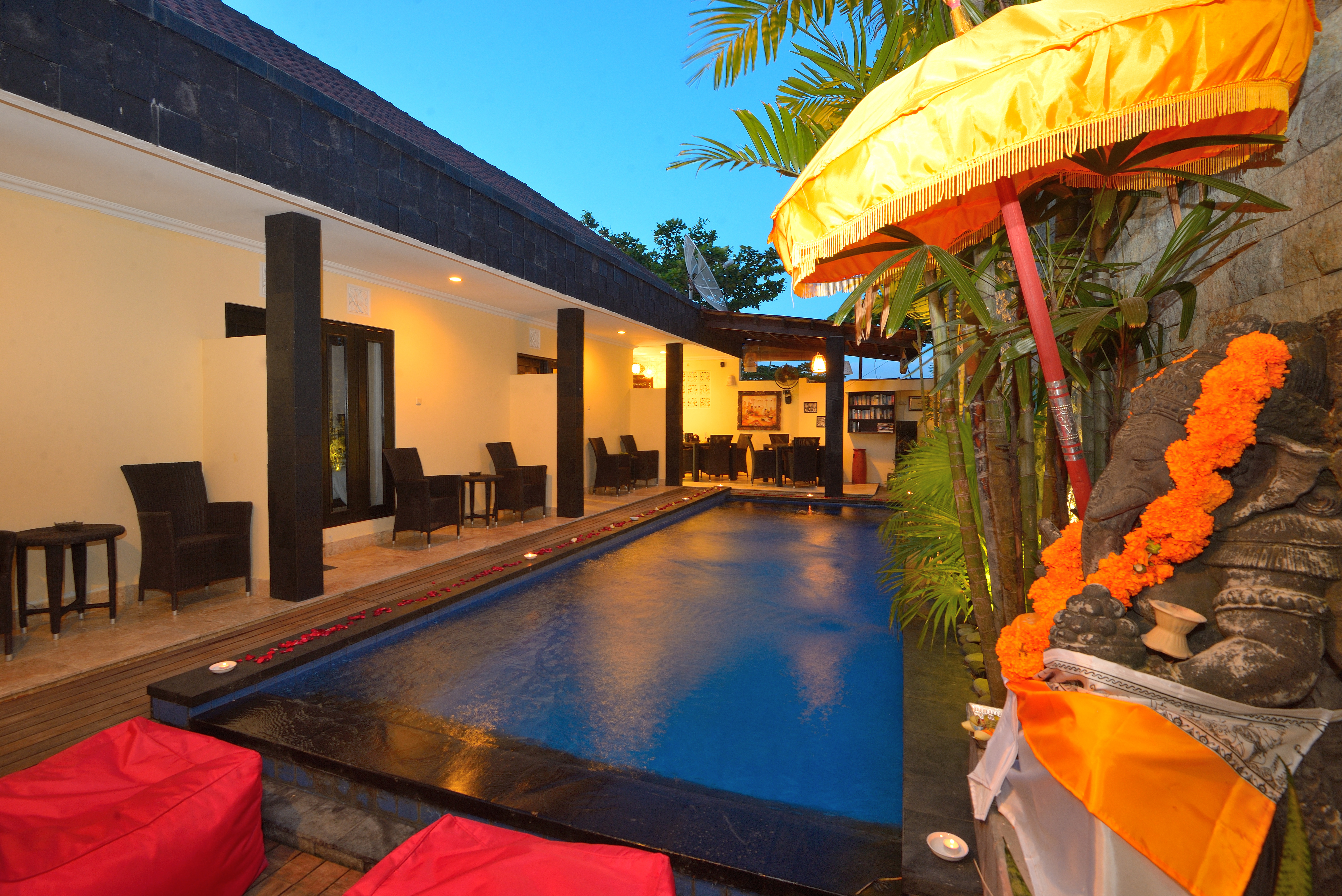 Andari Legian Hotel